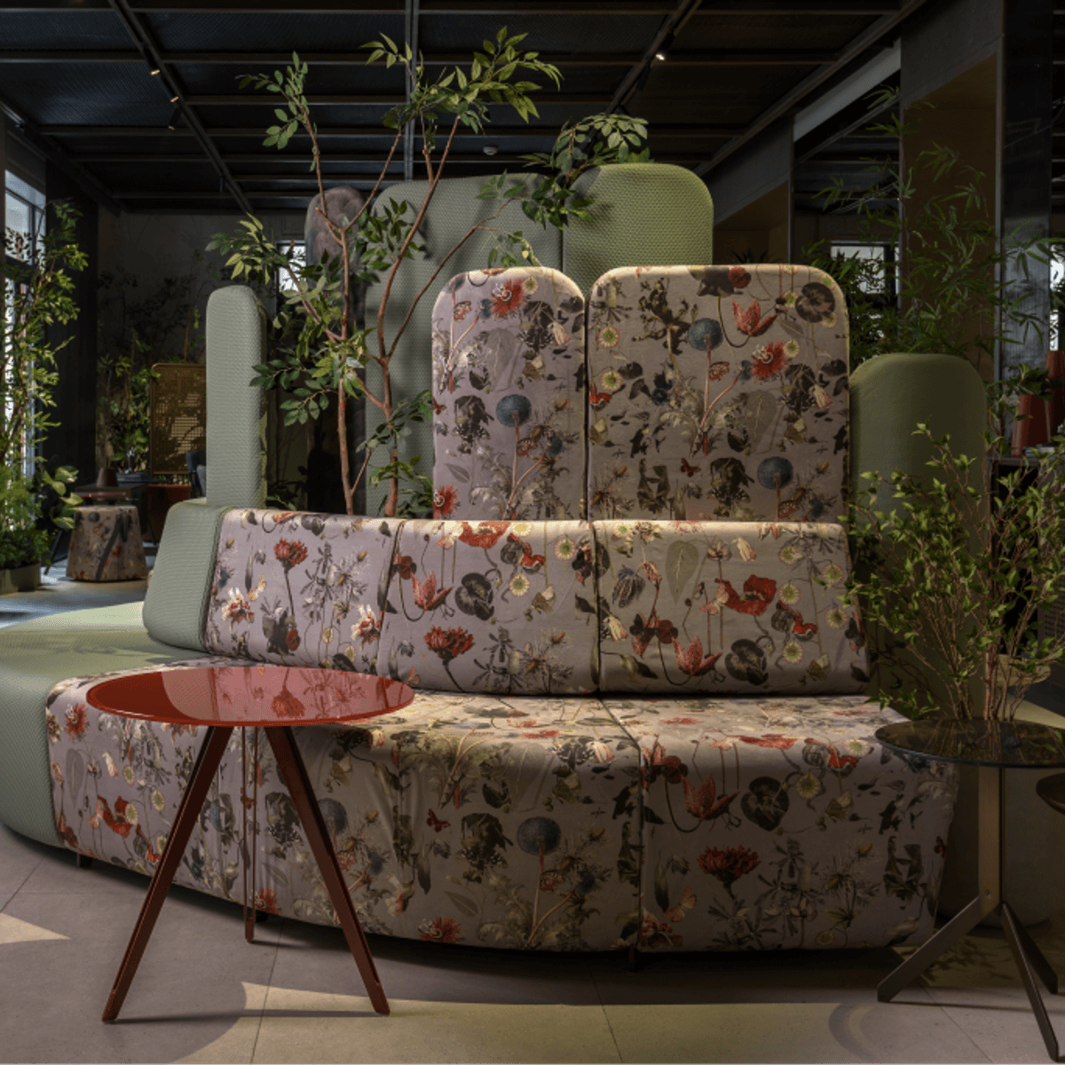 A floral banquette among plants